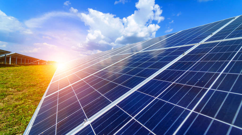 Regulamentações e políticas de fazendas solares