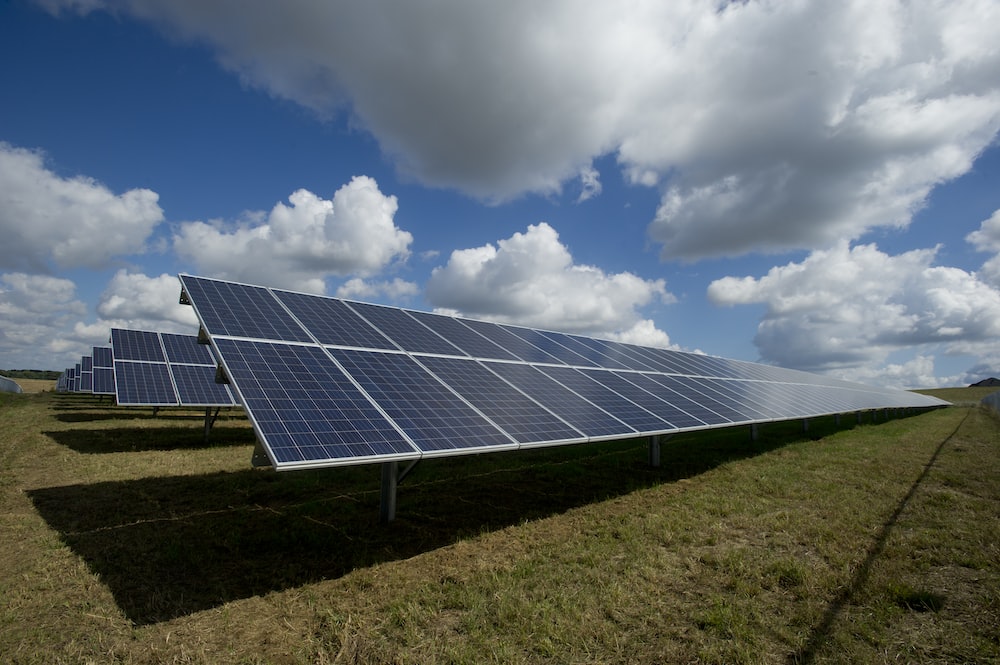Benefícios do crowdfunding para projetos de energia solar